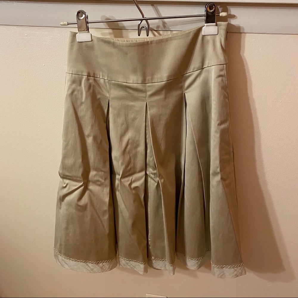 NWT WHITE HOUSE BLACK MARKET Gold Skirt